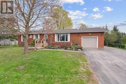 16 ROBMAR CRESCENT Kawartha Lakes (Manilla), ON K0M 2J0