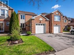 120 GLENMANOR WAY Vaughan, ON L4J 3E5