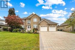 8018 CATHEDRAL DRIVE Niagara Falls (Mt. Carmel), ON L2H 2Z2