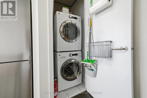 1009 - 224 Lyon Street N, Ottawa, ON - Indoor Photo Showing Laundry Room