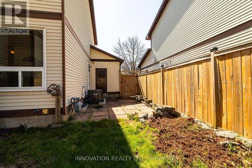 42 Liston Crescent, Ottawa, ON - Outdoor