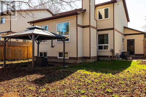 42 Liston Crescent, Ottawa, ON - Outdoor