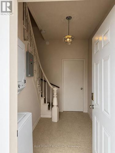 foyer - 23 Barnes Street, St. Thomas, ON - Indoor Photo Showing Other Room