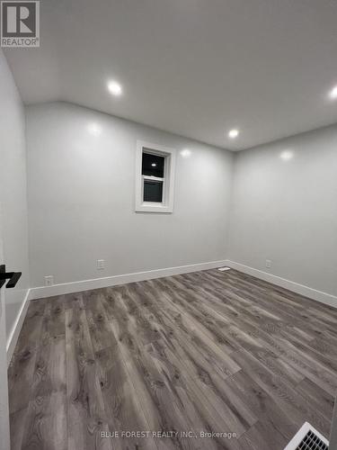 back unit bedroom - 23 Barnes Street, St. Thomas, ON - Indoor