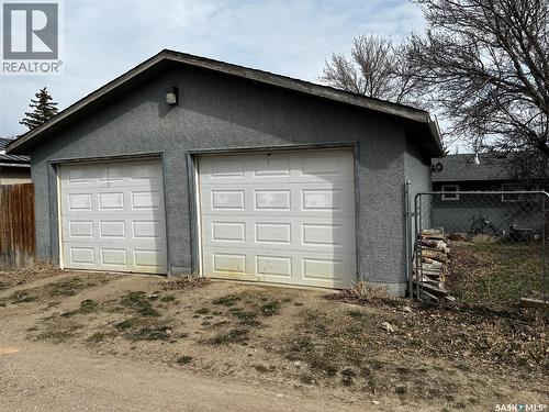 3805 Diefenbaker Drive, Saskatoon, SK - Outdoor