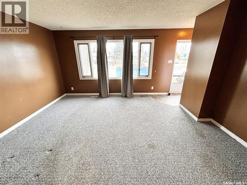 3805 Diefenbaker Drive, Saskatoon, SK - Indoor Photo Showing Other Room