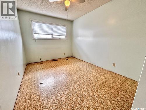 3805 Diefenbaker Drive, Saskatoon, SK - Indoor Photo Showing Other Room