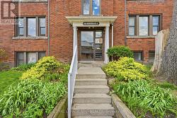 11 - 356 HUNTER STREET E Hamilton (Stinson), ON L8N 1N8