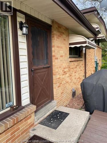 3331 Glenwood Avenue, Windsor, ON - Outdoor With Exterior