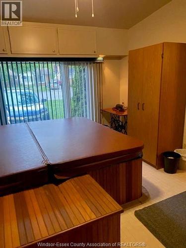 3331 Glenwood Avenue, Windsor, ON - Indoor