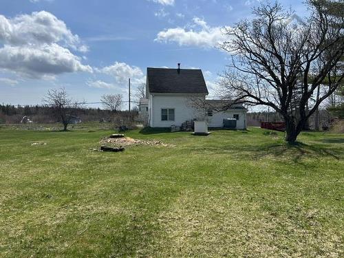 7613 Highway 215, Cambridge, NS 