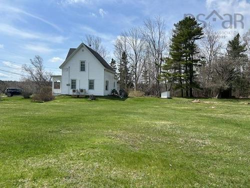 7613 Highway 215, Cambridge, NS 