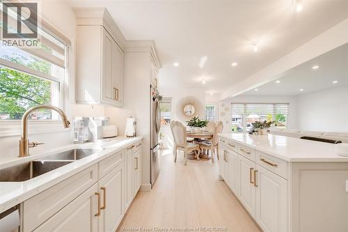 3094 Bruce, Windsor, ON - Indoor Photo Showing Kitchen With Double Sink With Upgraded Kitchen