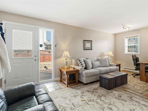 16 Theakston Avenue, Halifax, NS 