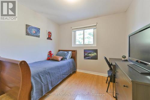 255 Cedar Avenue, Richmond Hill, ON - Indoor Photo Showing Bedroom