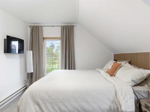 3662 Highway 1, St. Bernard, NS 