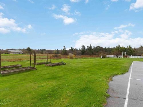 3662 Highway 1, St. Bernard, NS 