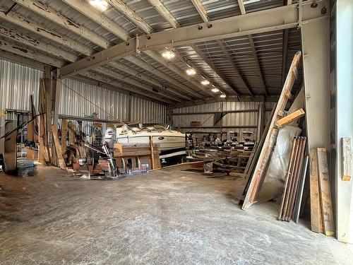 202 White Point Road, Liverpool, NS - Indoor Photo Showing Garage