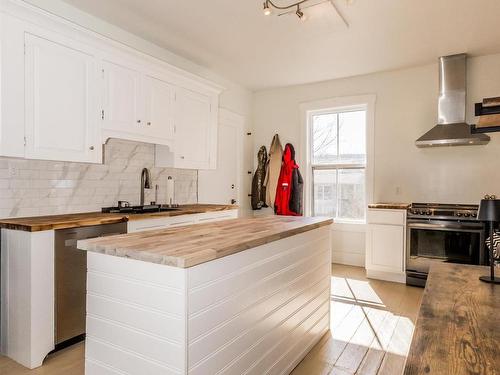 9640 Highway 8, Lequille, NS 