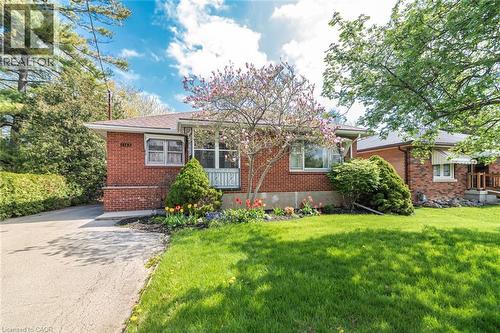 1167 FISHER Avenue  Burlington, ON L7P 2L2