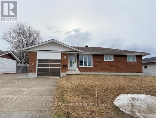 17 ERICKSON AVENUE  Kapuskasing, ON P5N 2K8