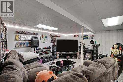226 Davies Road, Saskatoon, SK - Indoor Photo Showing Basement