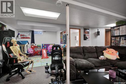 226 Davies Road, Saskatoon, SK - Indoor