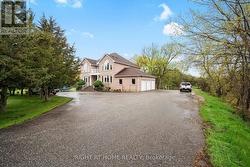 5730 HALLS ROAD N Whitby, ON L1M 1S3