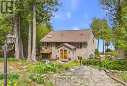 115 IVY DRIVE Georgian Bluffs, ON N0H 2T0