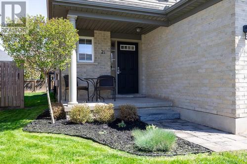 21 Pear Tree Avenue, St. Thomas, ON - Outdoor