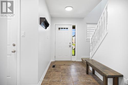 21 Pear Tree Avenue, St. Thomas, ON - Indoor Photo Showing Other Room