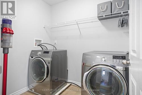 21 Pear Tree Avenue, St. Thomas, ON - Indoor Photo Showing Laundry Room