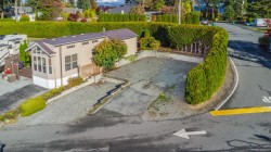 1100 WOSS LAKE Dr Nanaimo, BC V9R 6S8