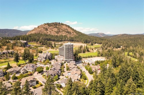 #711-2000 Hannington Rd, Langford, BC 