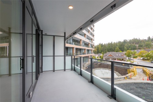 #711-2000 Hannington Rd, Langford, BC 