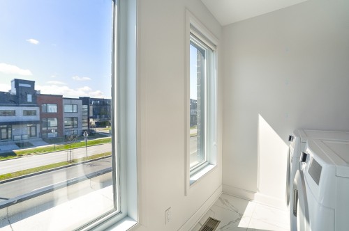 Salle de lavage - 24Z Av. Des Chênes, Candiac, QC - Indoor