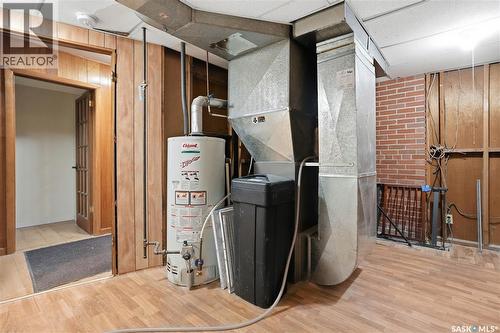 3708 Albert Street, Regina, SK - Indoor Photo Showing Laundry Room