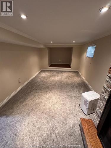 1527 Pierre, Windsor, ON - Indoor Photo Showing Other Room