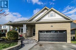 407 CARRIAGE LANE Peterborough (Northcrest Ward 5), ON K9L 2A5