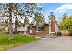 460 Dufferin ST  Fredericton, NB E3B 3A7