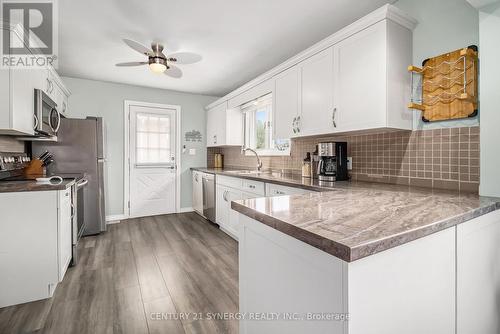 92 Jasper Avenue, Smiths Falls, ON - Indoor Photo Showing Kitchen