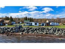 9 de l'Anse Est  Pointe-Verte, NB E8J 3A7