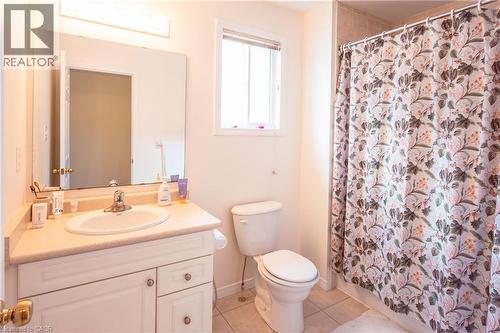 456 Beaumont Crescent, Kitchener, ON - Indoor Photo Showing Bathroom