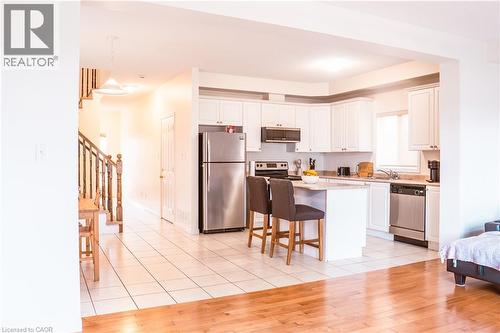 456 Beaumont Crescent, Kitchener, ON - Indoor Photo Showing Kitchen With Stainless Steel Kitchen