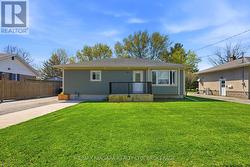 21 VERNE AVENUE Welland (Broadway), ON L3C 1Z6