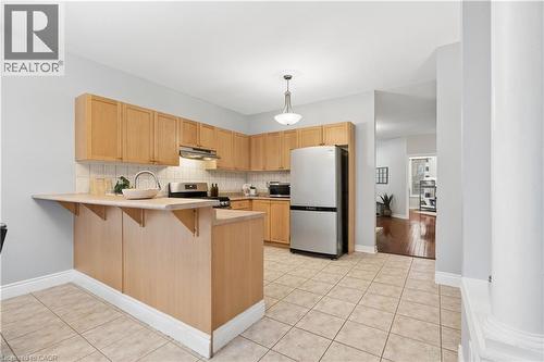 27 Spruce Boulevard, Acton, ON - Indoor Photo Showing Kitchen