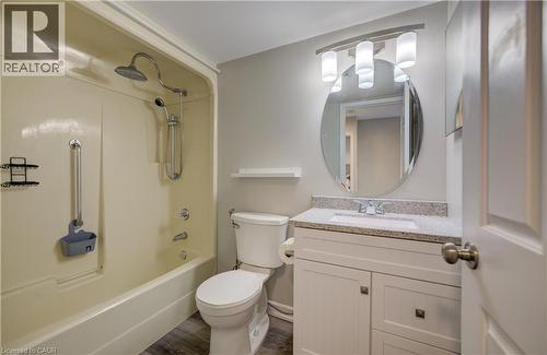 1414 King Street E Unit# 802, Kitchener, ON - Indoor Photo Showing Bathroom