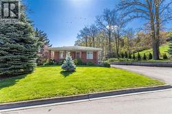 84 HOMESIDE Avenue Hamilton, ON L8G 3H1