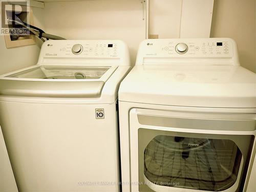 901 - 1025 Grenon Avenue, Ottawa, ON - Indoor Photo Showing Laundry Room