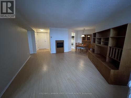 901 - 1025 Grenon Avenue, Ottawa, ON - Indoor